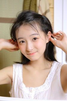 美女和男生一起努力的生孩子视频大全